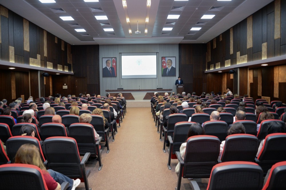 Azərbaycan Respublikasının Dövlət Statistika Komitəsində müşavirə keçirilib
